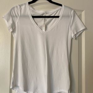 lululemon love tee size 4